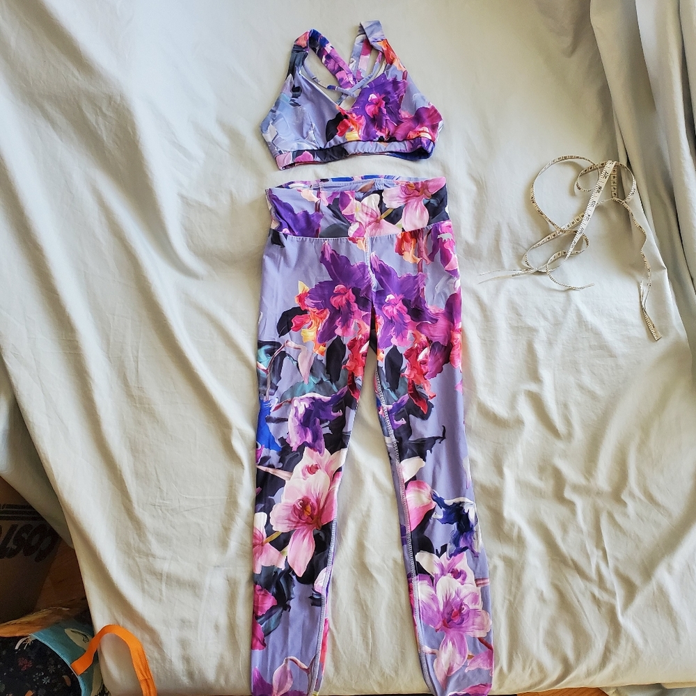 Floral Lavender High-Waist Leggings and Strappy Sports Bra Set
